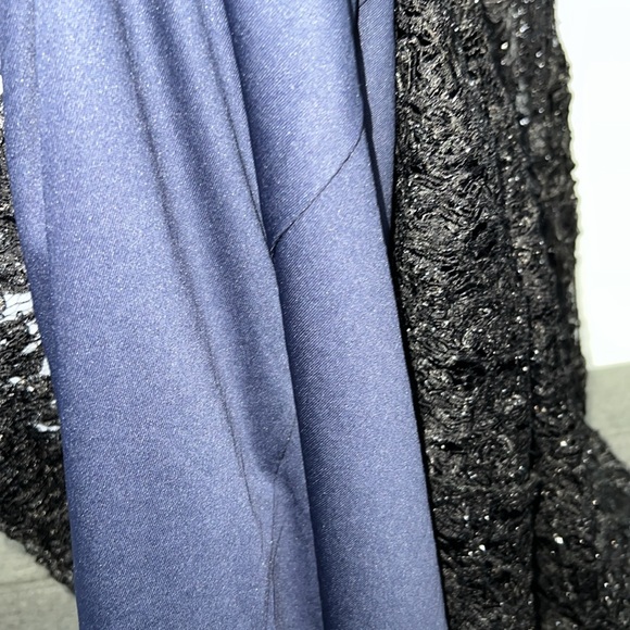 Aqua formal off the shoulders embellished lace gown size 10 - Picture 13 of 15